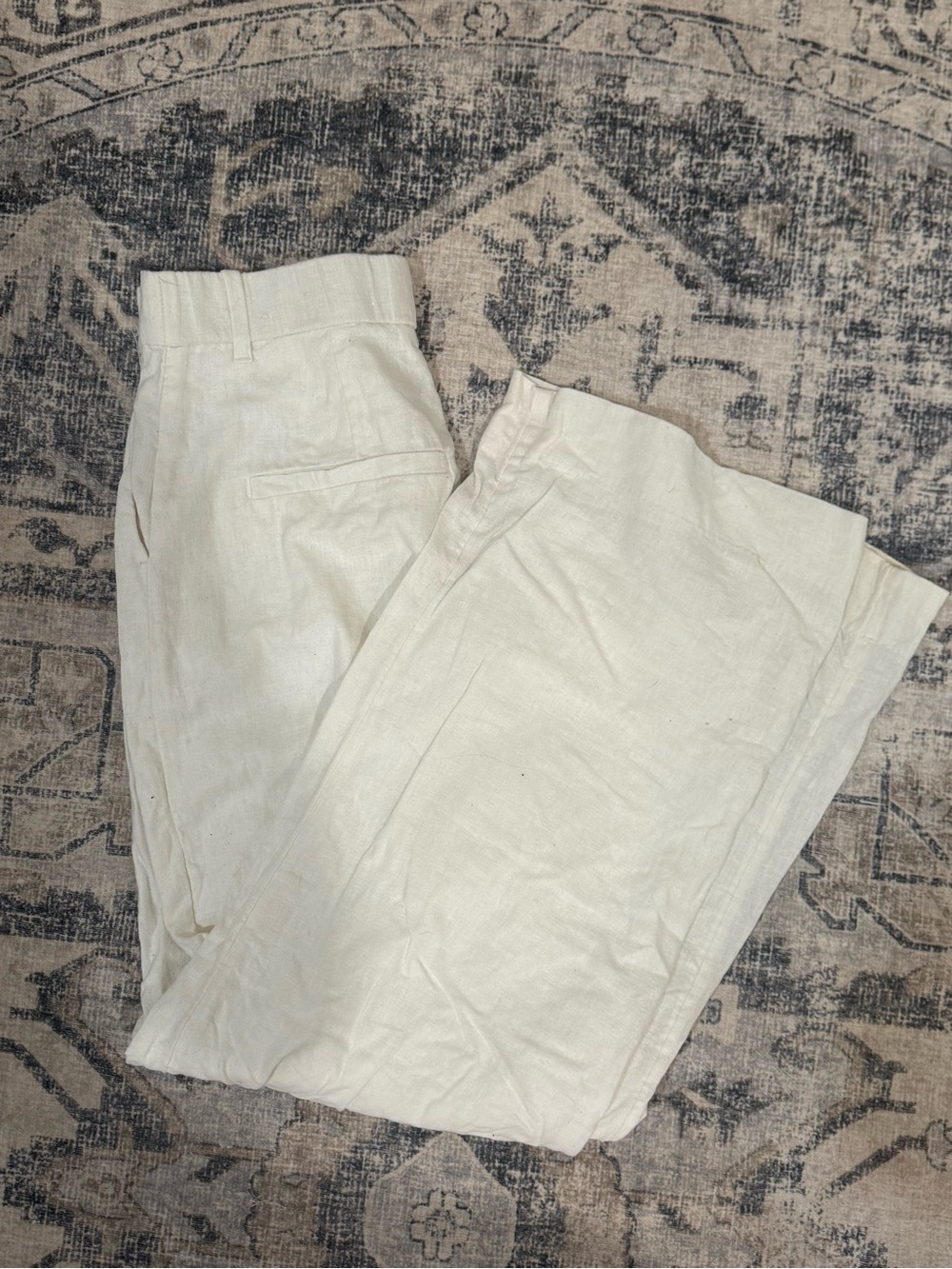 Abercrombie & Fitch Women's Cream Linen Trousers